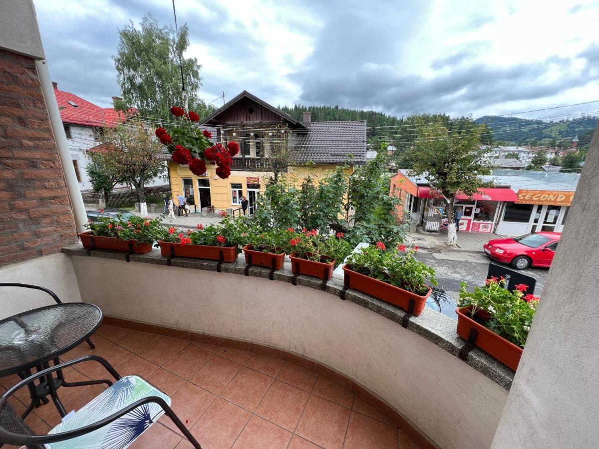 Hotel Belvedere Vatra Dornei Eksteriør billede